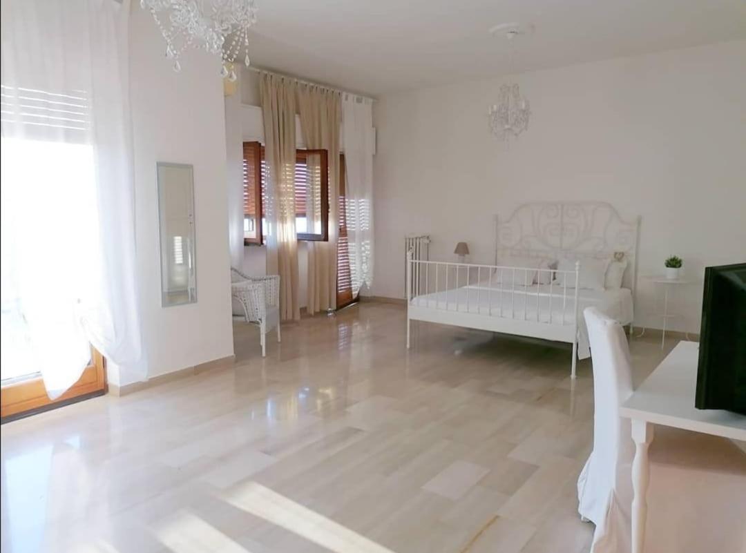 Castello Aragonese Suites Taranto Exterior foto